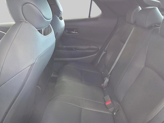 Toyota C-HR 8 of 12