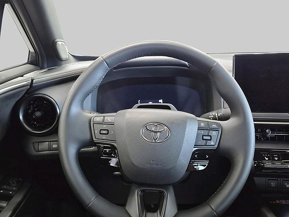 Toyota C-HR 10 of 12