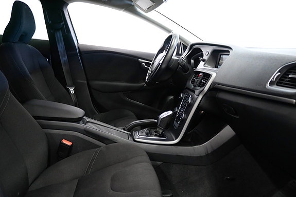 Volvo V40 7 of 23