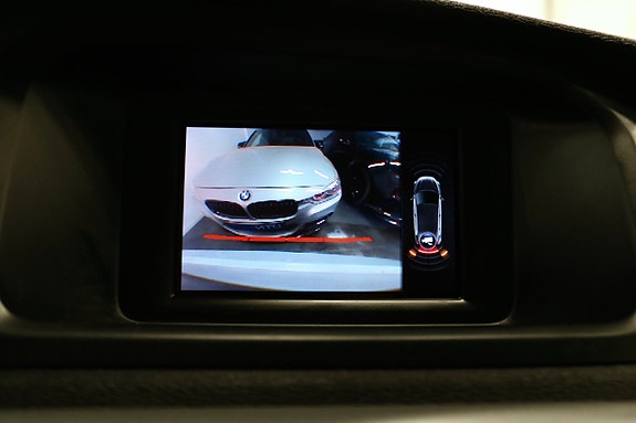 Volvo V40 16 of 23