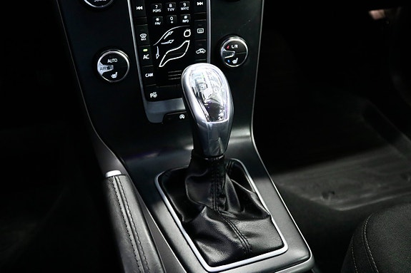 Volvo V40 18 of 23