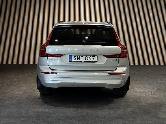 Volvo XC60 4 of 5