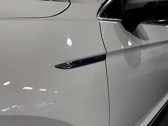 Volkswagen Passat 12 of 26