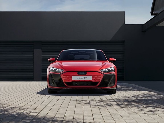 Audi e-tron GT 8 of 10