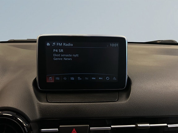 Mazda CX-3 15 of 23