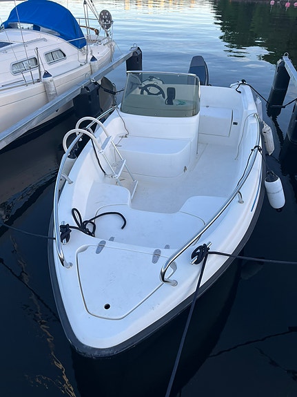 Bella 490 R 2 of 5