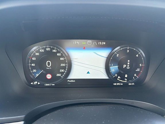 Volvo V90 16 of 24