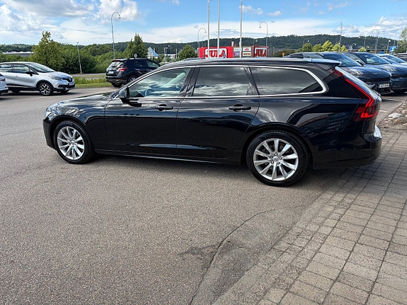 Volvo V90 3 of 5