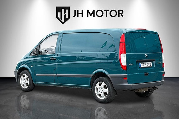 Mercedes-Benz Vito 110 3 of 5