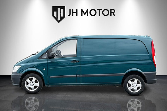 Mercedes-Benz Vito 110 2 of 5