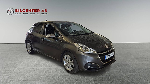 Peugeot 208 8 of 13