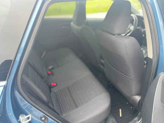 Toyota Auris 11 of 19