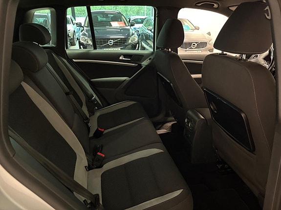 Volkswagen Tiguan 16 of 18