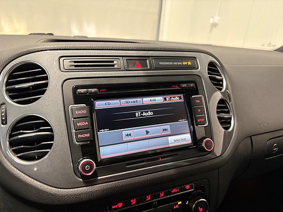 Volkswagen Tiguan 14 of 18