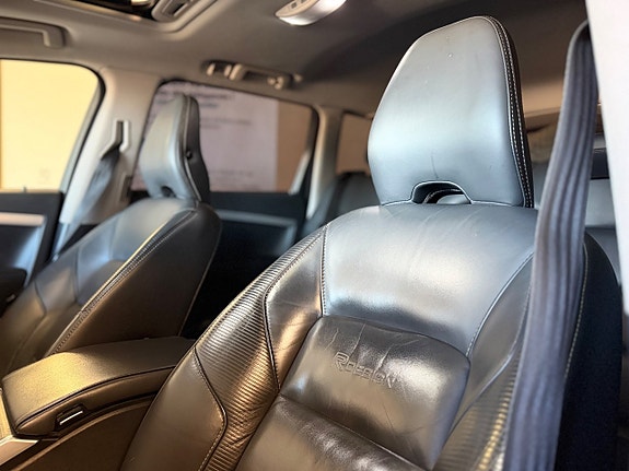 Volvo V70 16 of 23