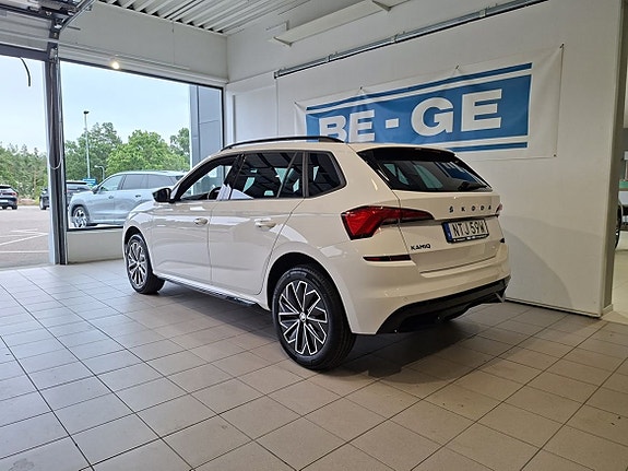 Skoda Kamiq 3 of 5