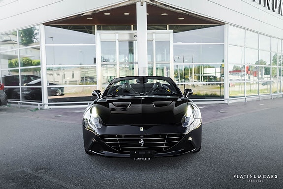 Ferrari California T 3 of 5