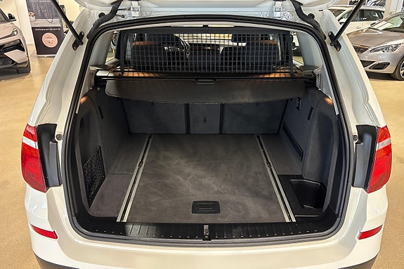 BMW X3 21 of 24