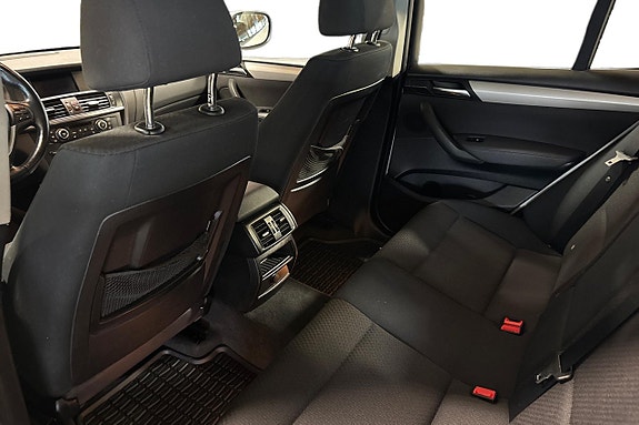 BMW X3 20 of 24
