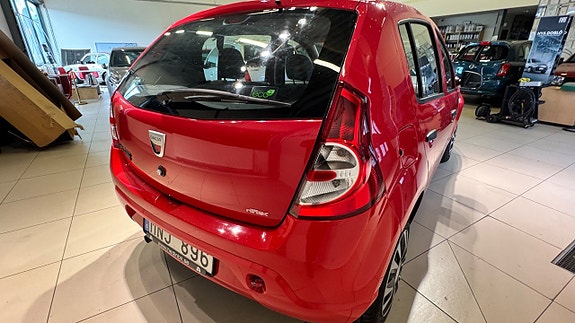 Dacia Sandero 13 of 14
