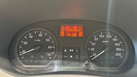 Dacia Sandero 9 of 14