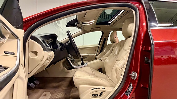 Volvo V60 7 of 7
