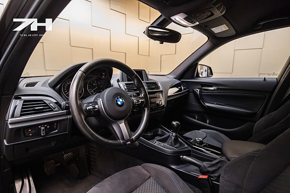 BMW 118d 9 of 17