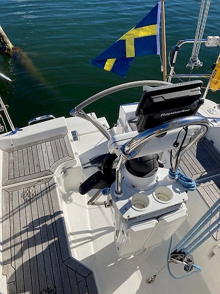 Hanse 315 3 of 5