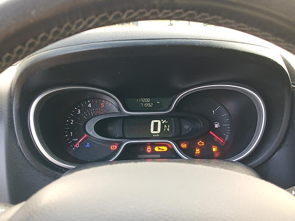 Renault Trafic 11 of 12