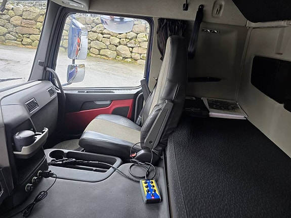 Volvo FM 460 8 of 12