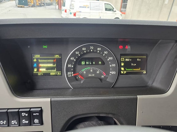 Volvo FM 460 9 of 12