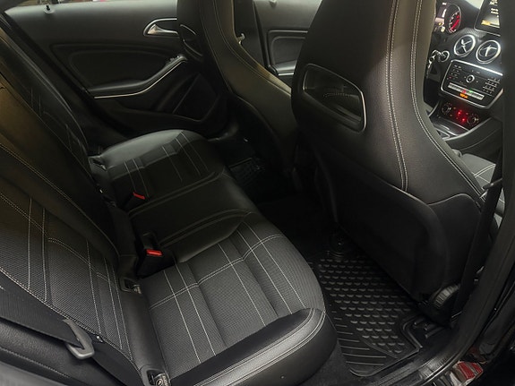 Mercedes-Benz A180 10 of 18