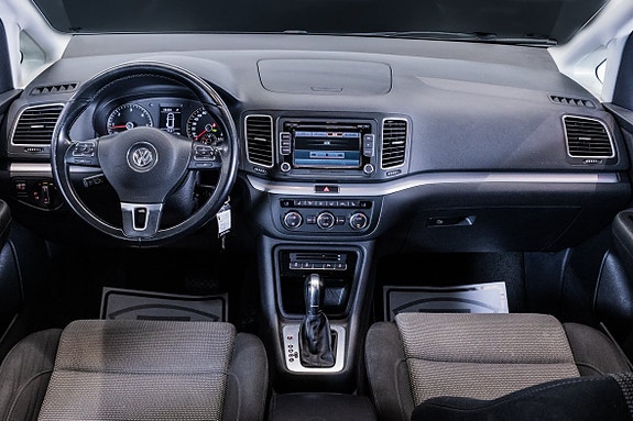 Volkswagen Sharan 16 of 23