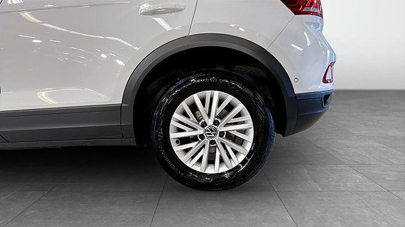 Volkswagen T-Roc 6 of 20