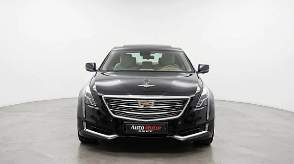 Cadillac CT6 2 of 29