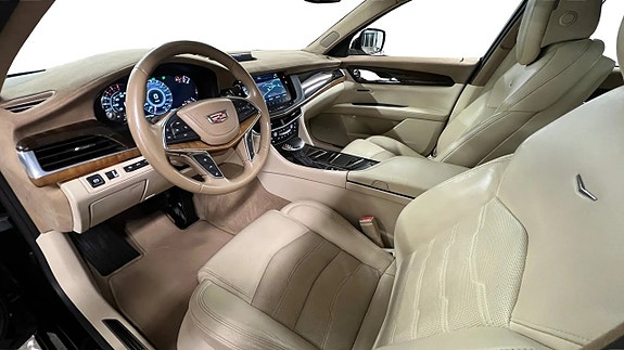 Cadillac CT6 10 of 29