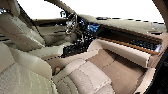 Cadillac CT6 18 of 29