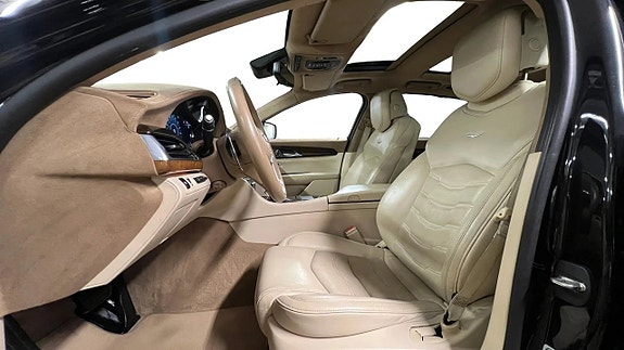 Cadillac CT6 11 of 29