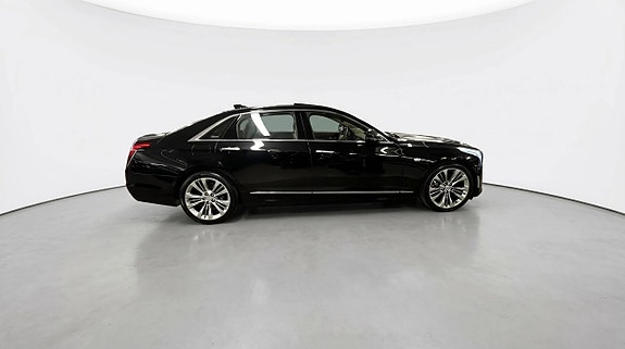 Cadillac CT6 3 of 29