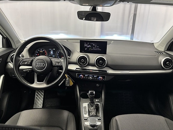 Audi Q2 13 of 18