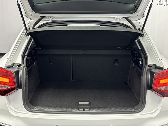 Audi Q2 18 of 18