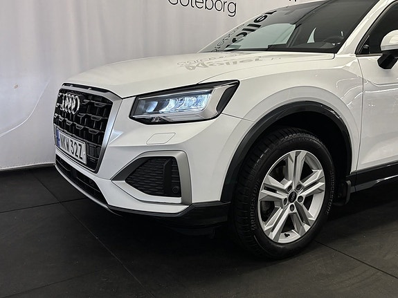 Audi Q2 8 of 18