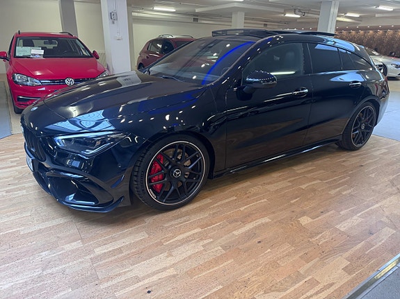 Mercedes-Benz AMG GT Black Series 2 of 5