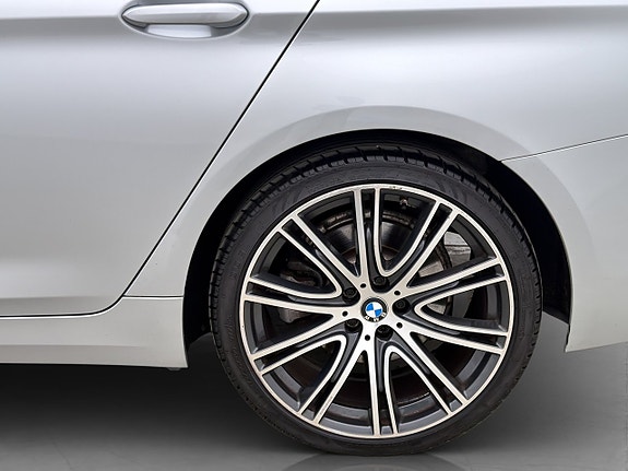 BMW 520d 30 of 30