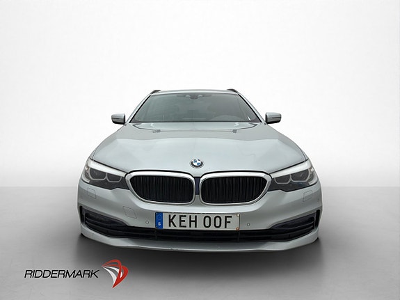 BMW 520d 2 of 5