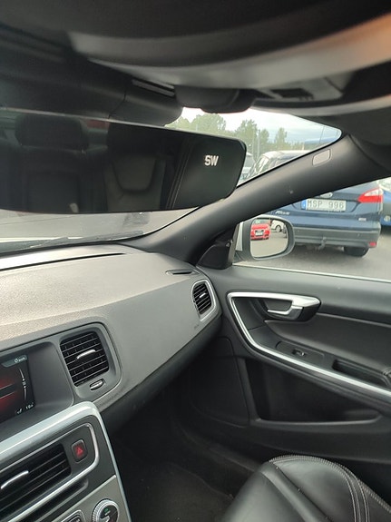 Volvo S60 11 of 24