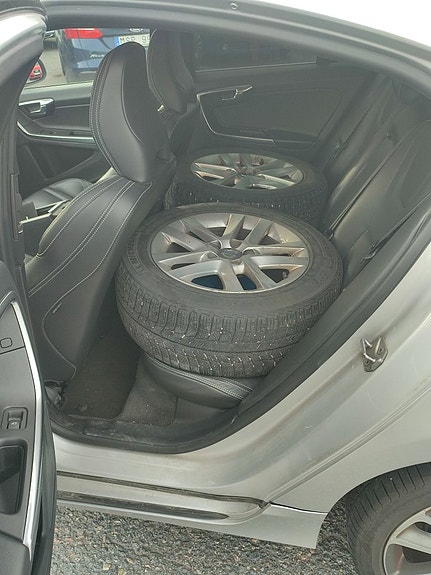 Volvo S60 23 of 24
