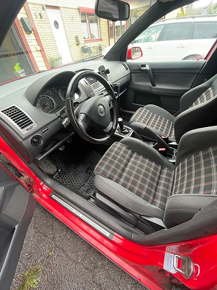 Volkswagen Polo 5 of 5