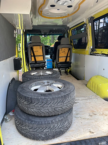 Mercedes-Benz Sprinter 319 11 of 14
