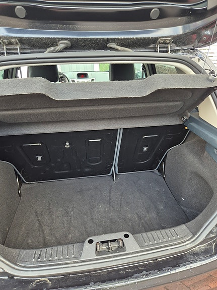 Ford Fiesta 5 of 5